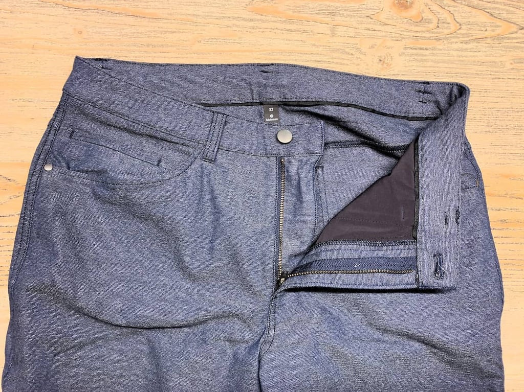 lululemon tech canvas review: are they really jean alternatives?