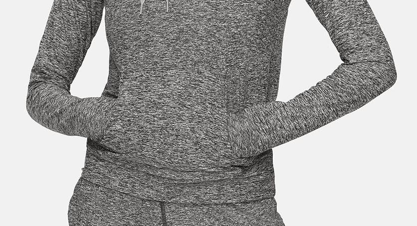outdoor voices cloudknit review: the front kangaroo pouch