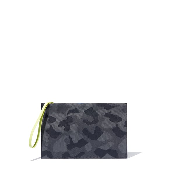 the rothy’s essential pouch