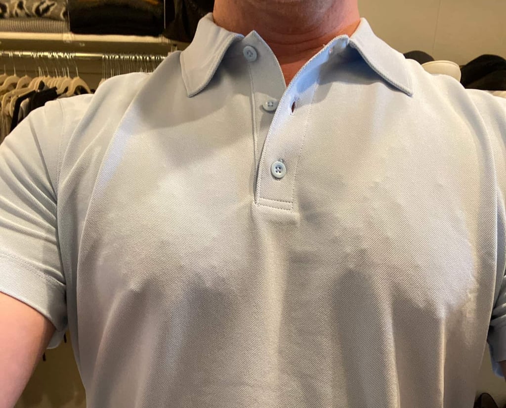 you can see some of my hair poking through the front of the shirt
