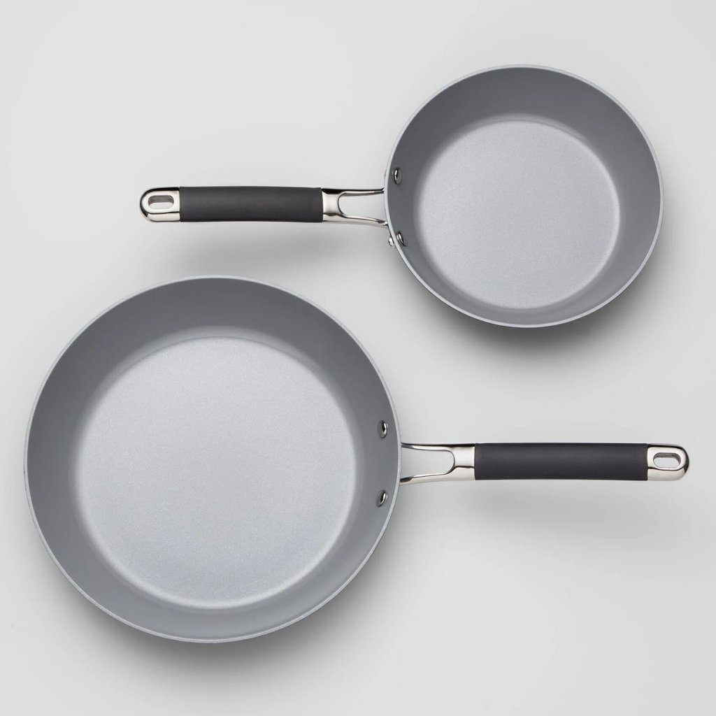 the cheap-o target pan i had to keep on replacing