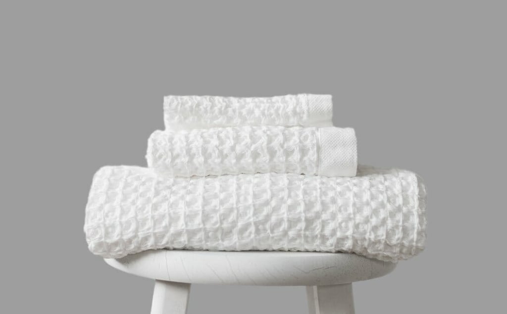 Onsen Towel Review After 3+ Years, Does It Stink?