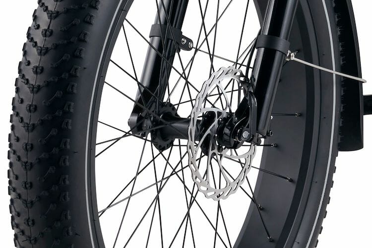 super clean breaking power – much better than mechanical disc brakes or rim brakes
