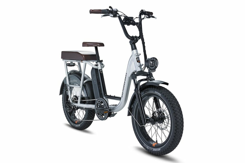 the rad power bikes radrunner plus just looks fun, doesn’t it?