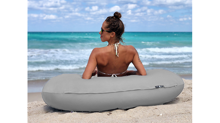 moon pod chair: also works outside!