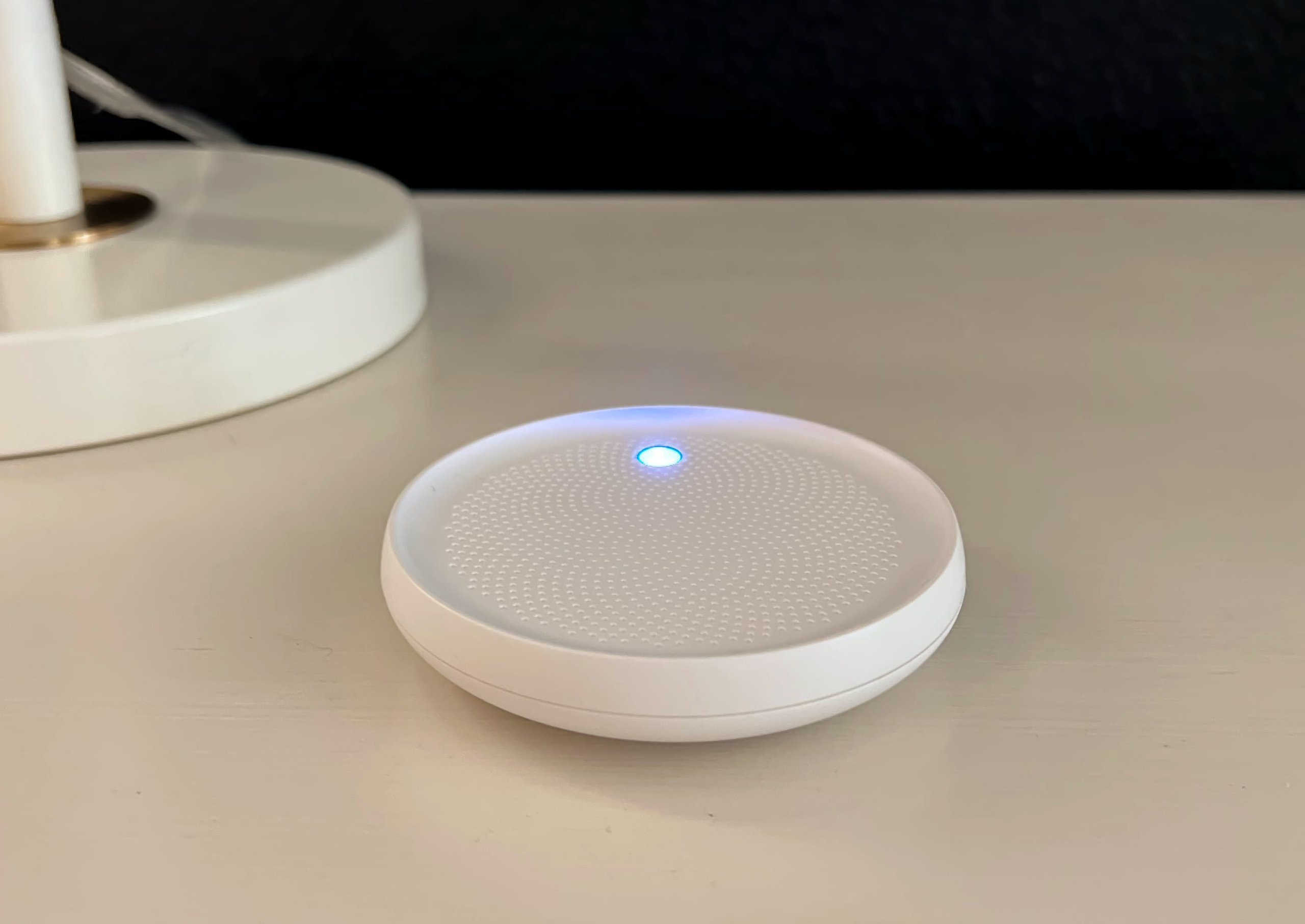 dodow review: the best, drug-free way to fall asleep in minutes