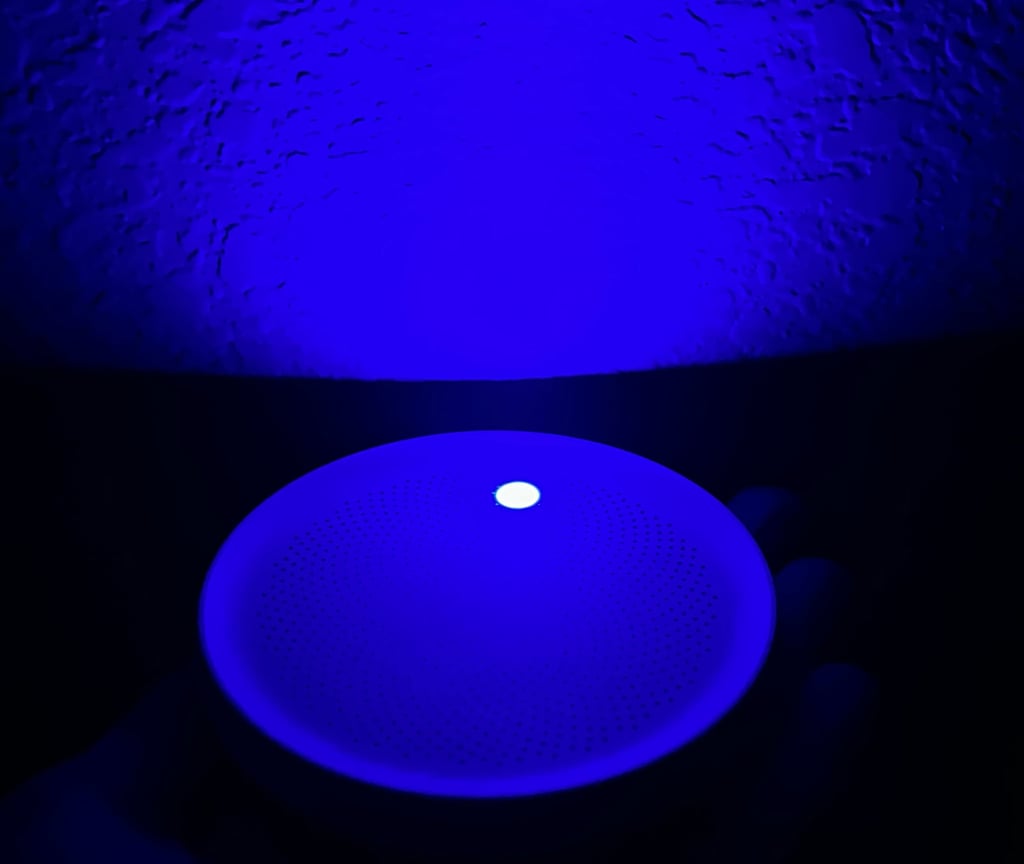 Dodow Review Can A Blue Light Help You Sleep? Really?!