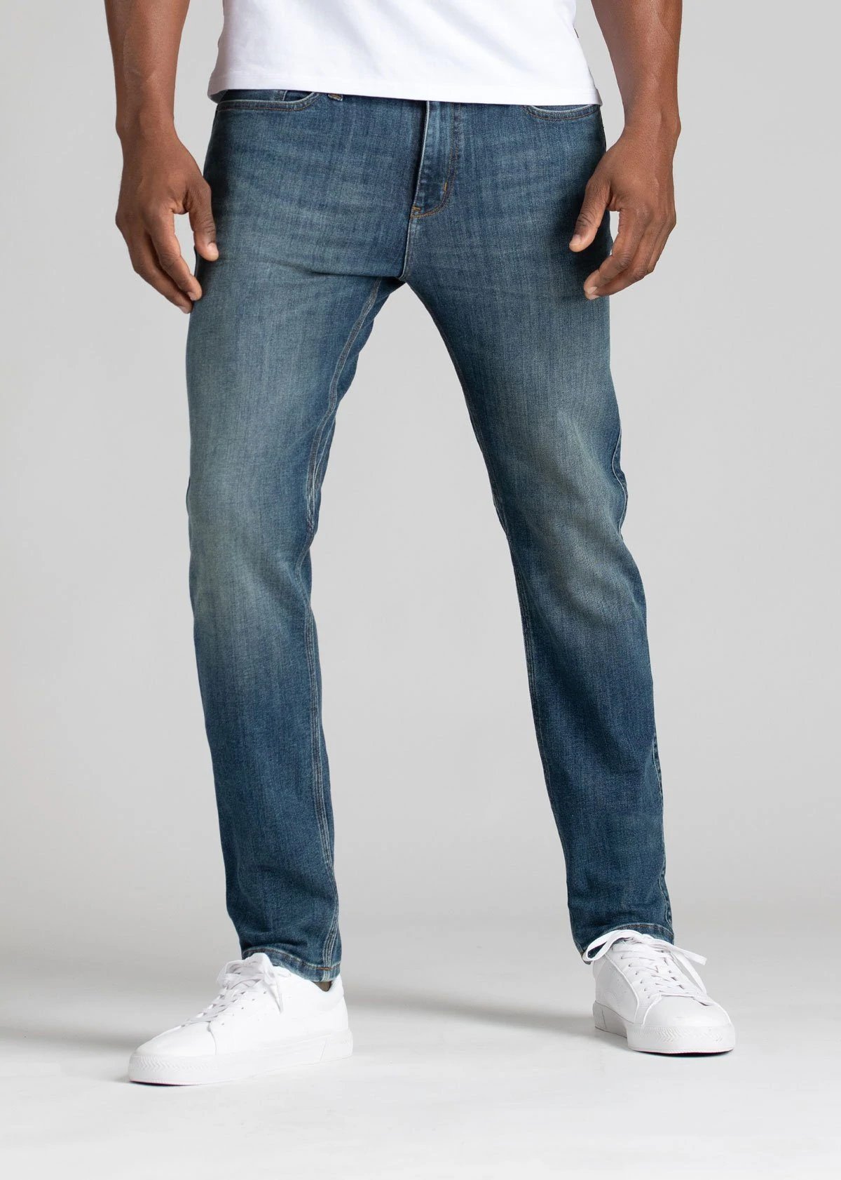 Duer Review: Do Duer Jeans Live Up To The Hype?