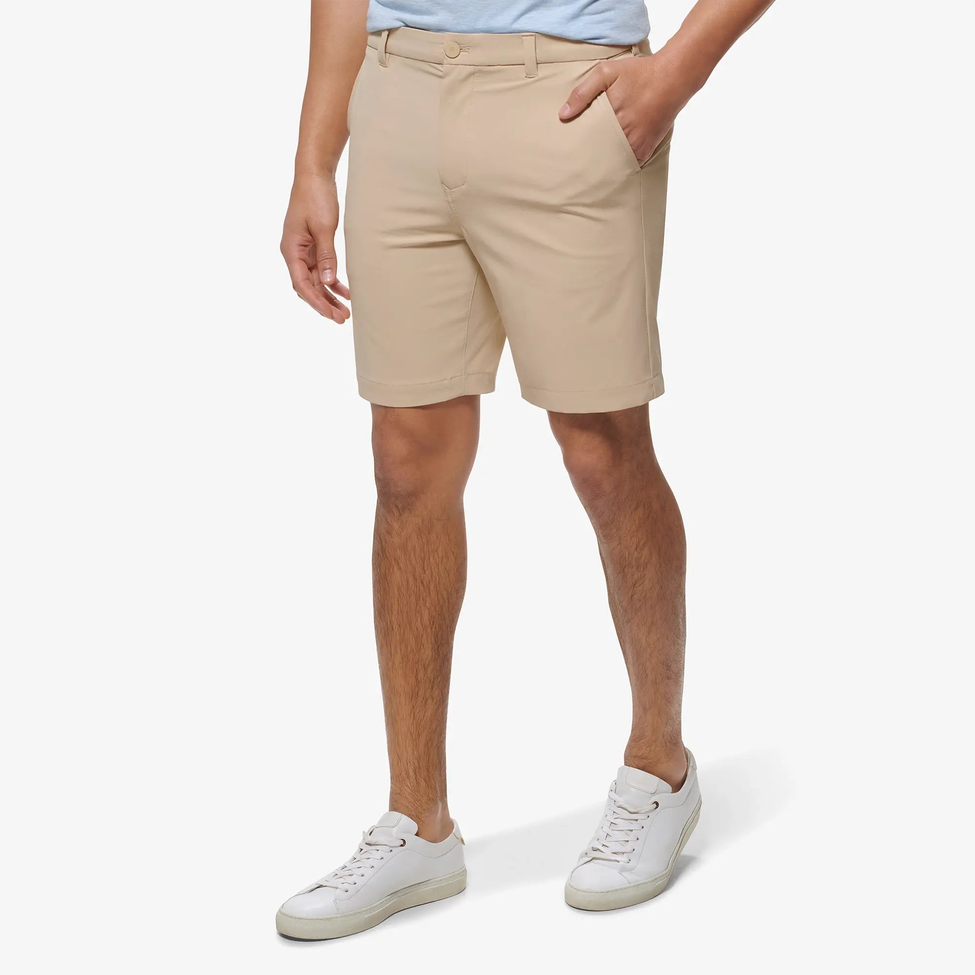 mizzen + main helmsman shorts are a performance pair of shorts that’s made with lightweight, wrinkle-resistant fabric to keep you cool and comfortable