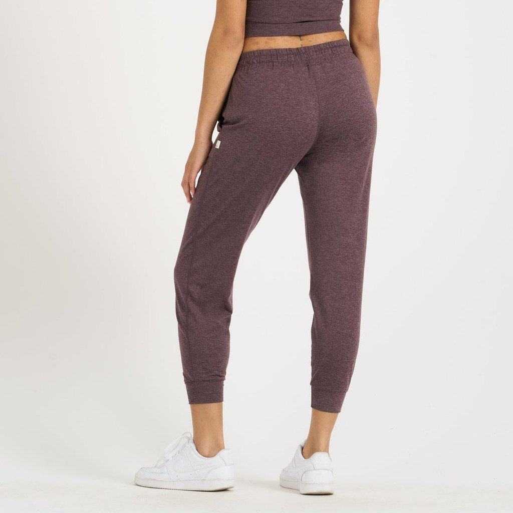 Vuori Jogger Review - Meet Our New Favorite Women's Joggers