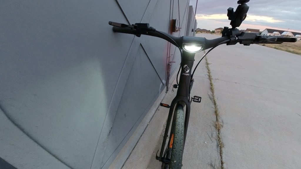 urtopia ebike review front light