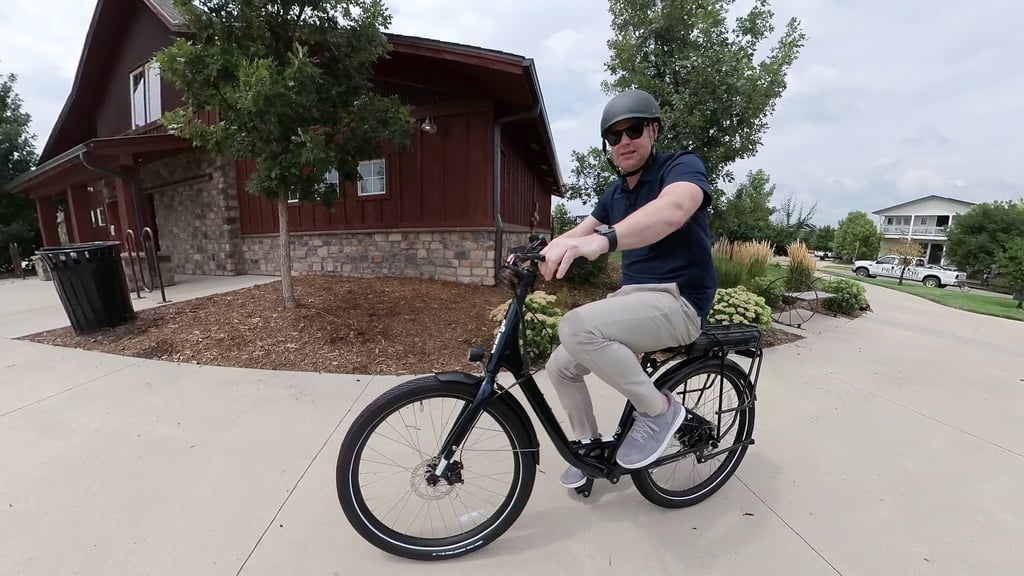 Charge Comfort 2 EBike Review The VERY Best Everyday Bike?