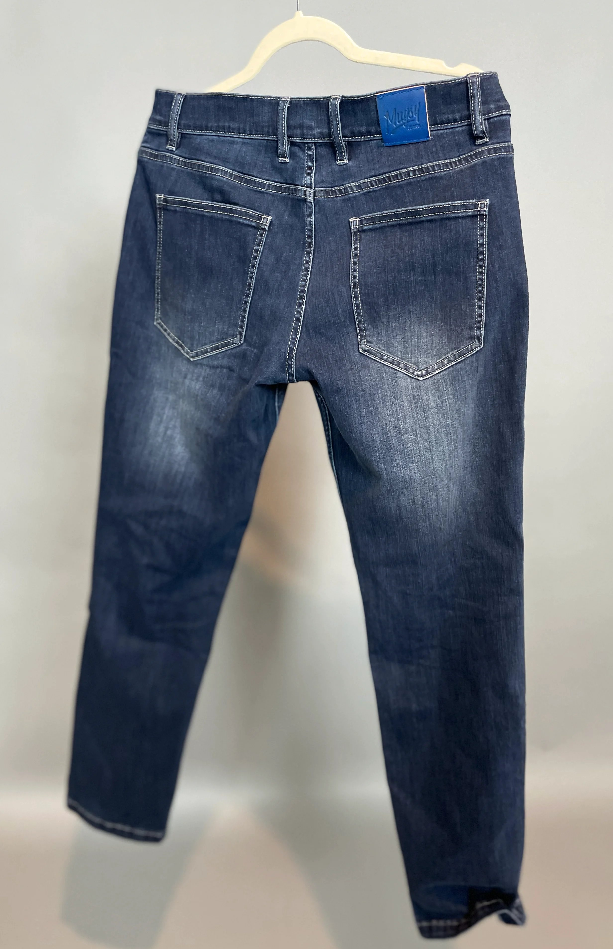 mugsy jeans review back branding