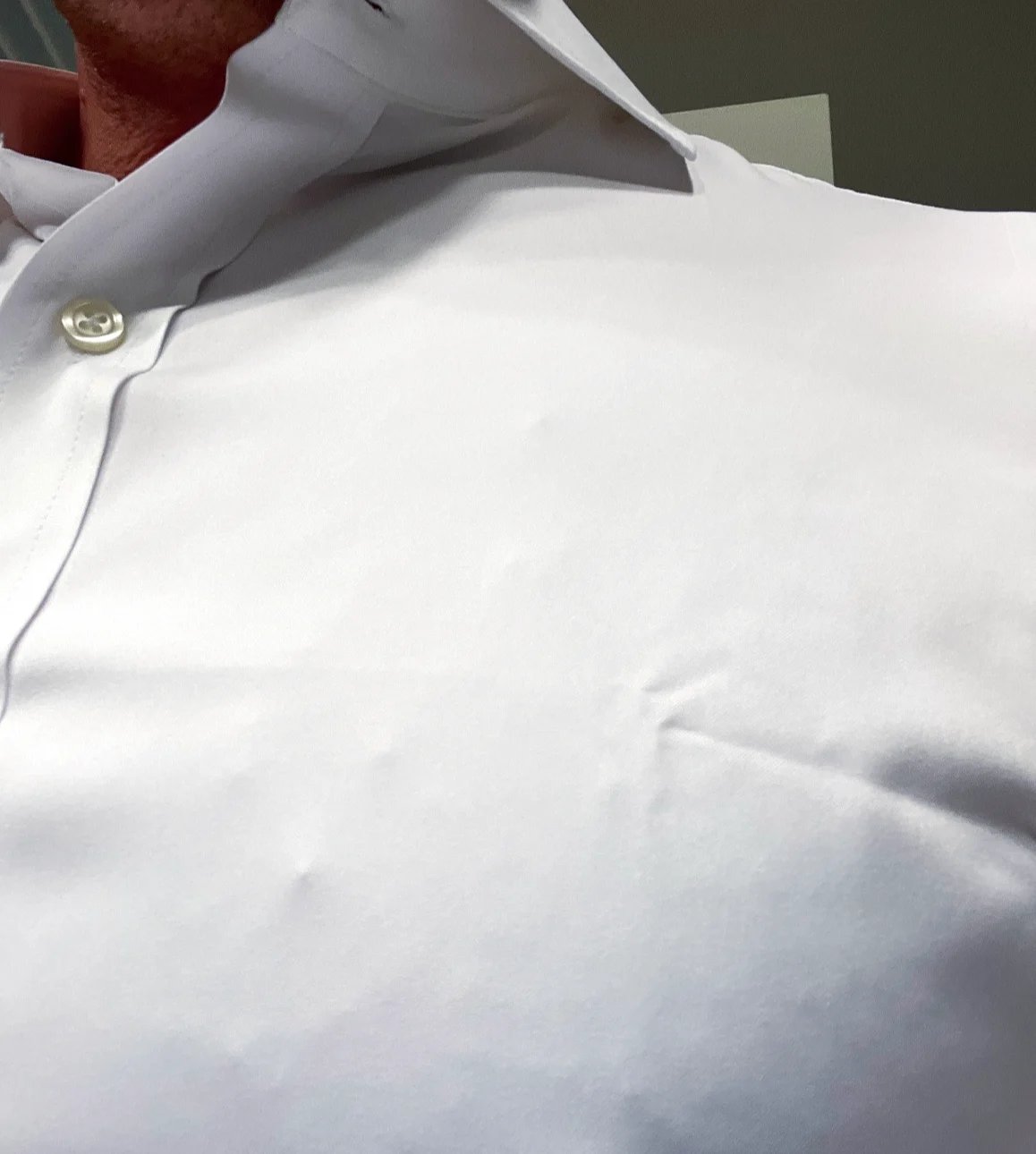 i’m not wearing and undershirt here, but am in the video review