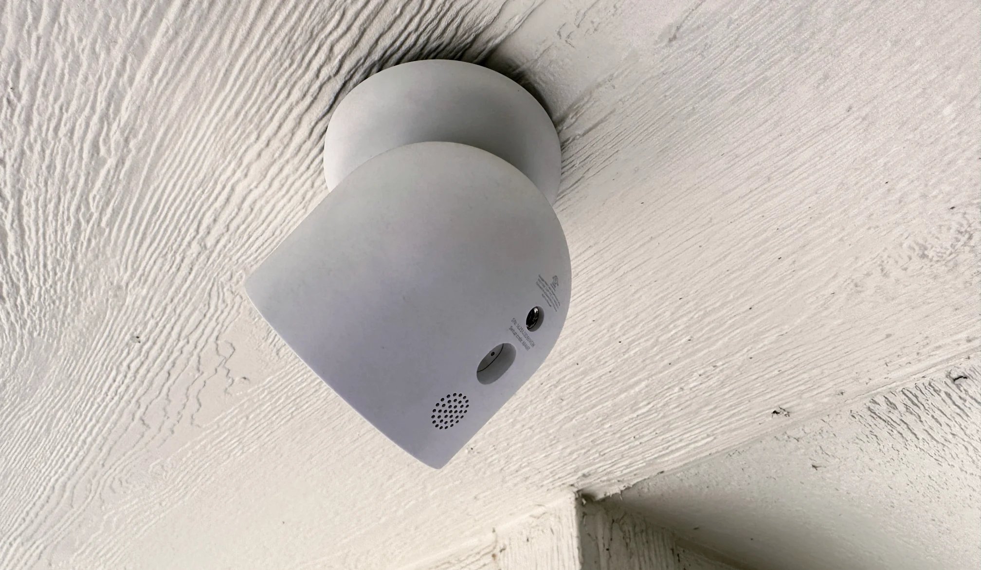 this lonely nest cam is missing a nest cam solar panel, that’s for sure!