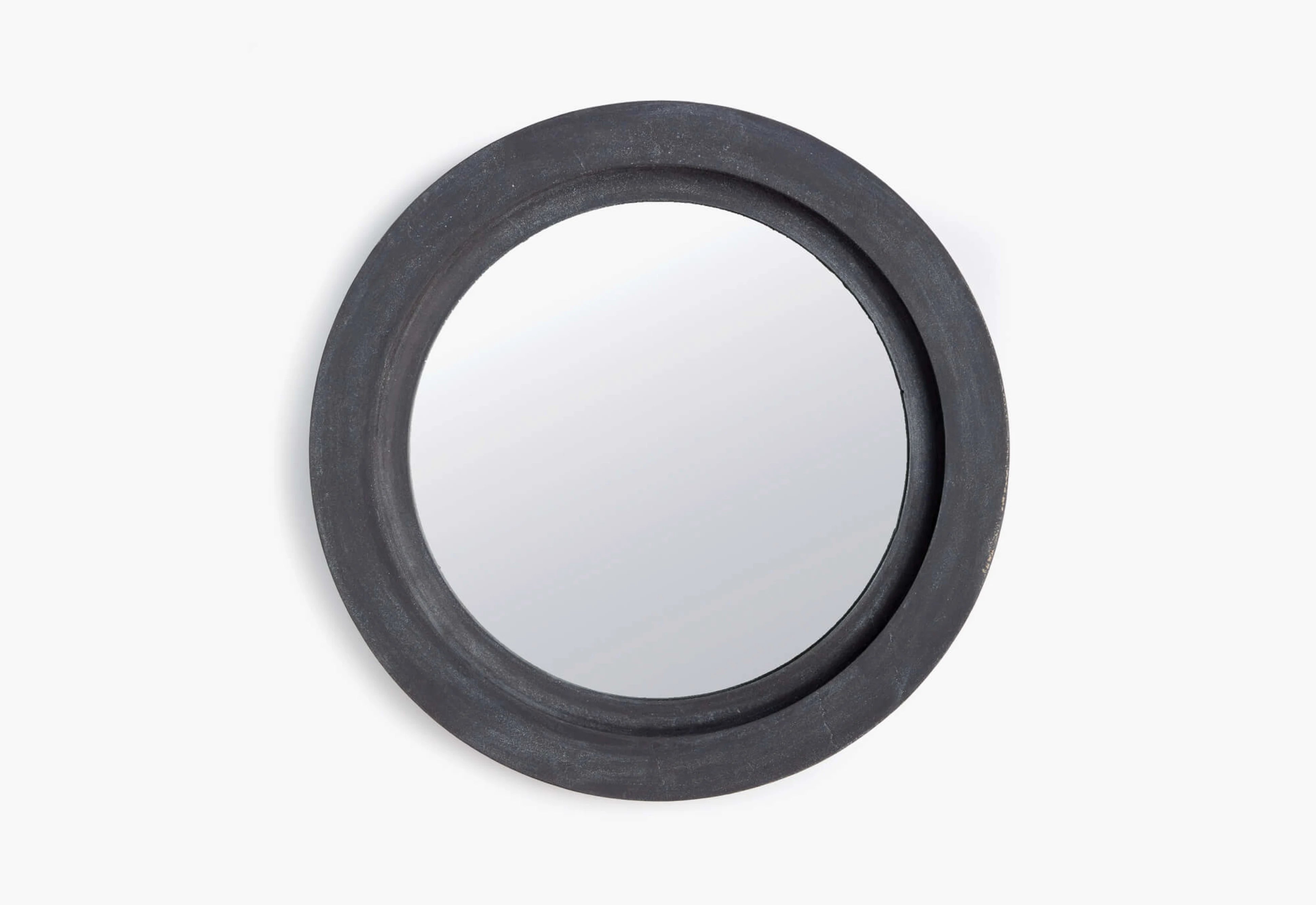Outer Accessories: the new mirror