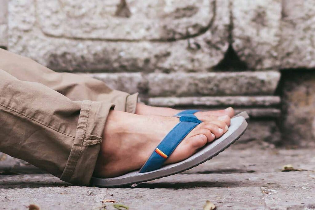 Hari Mari vs Rainbow Sandals: Which flip flop is worthy of your feet? 10