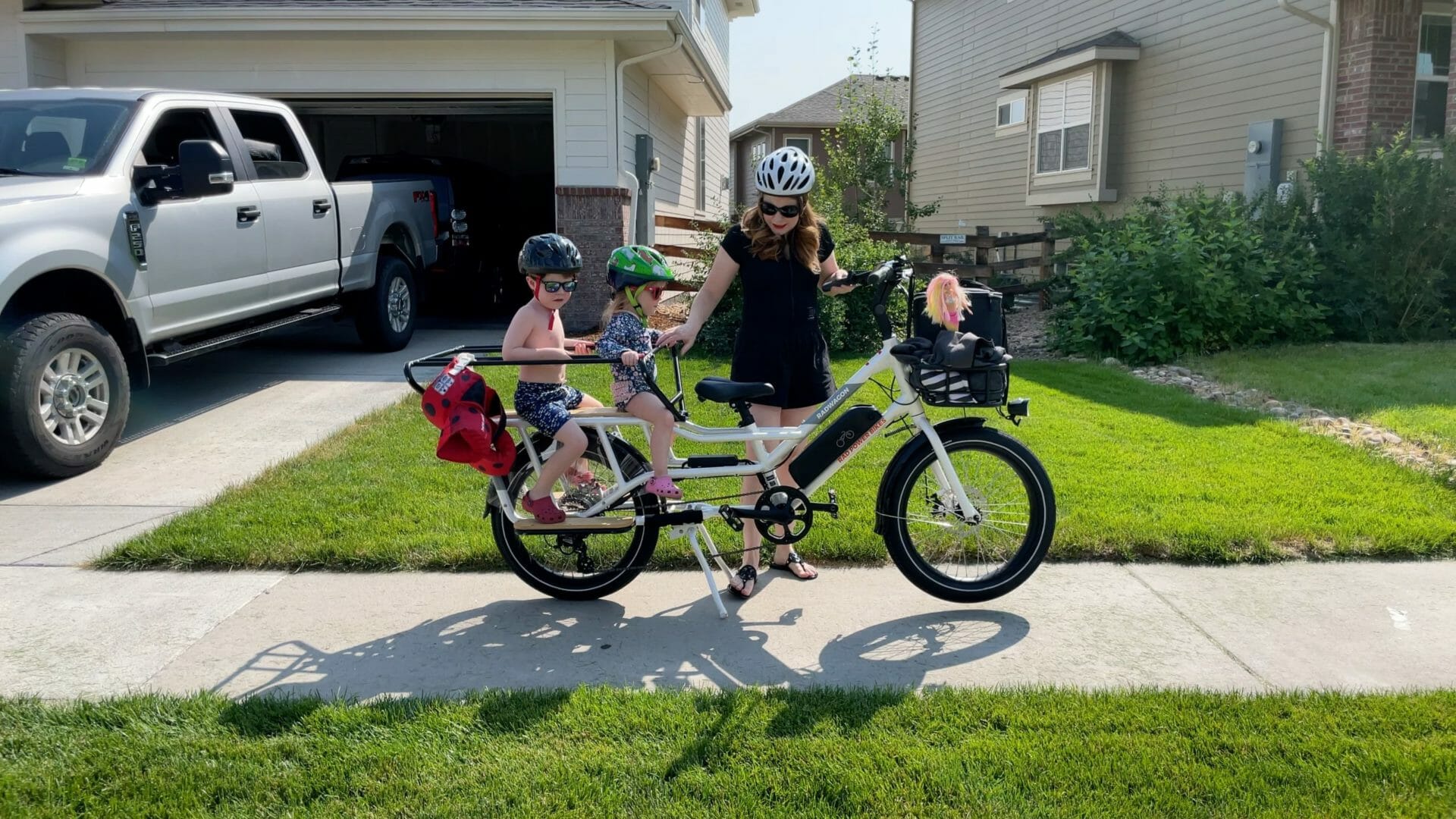 RadWagon 4 Review: The Ultimate Minivan of Electric Bikes (in the best way possible) 16