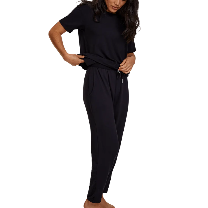 Jambys Review: The Best Performance In-activewear You'll Ever Wear 3