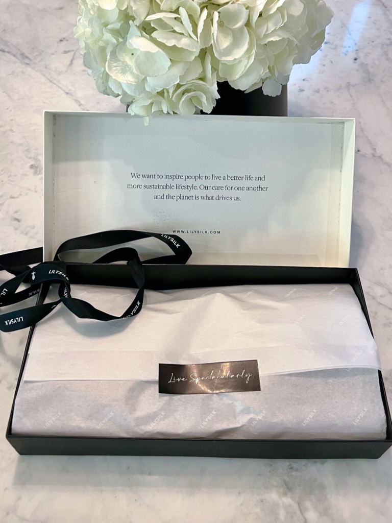 LILYSILK Review: even the boxes are beauitful!