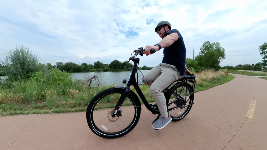 Charge Comfort 2 eBike Review - The VERY best everyday bike? 17